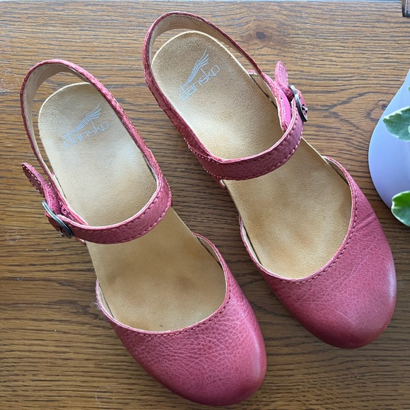Dansko Mary Jane in Rose - Picture 2 of 8